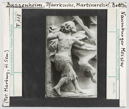 Vorschaubild Bassenheim, Pfarrkirche: Martinsrelief, Detail: Bettler. Naumburger Meister Diasammlung